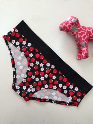 Imagen de PINK Panty Hipster Negro Fresas M